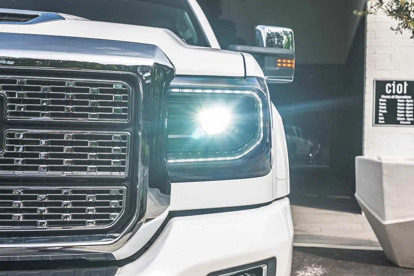 2014-2019 GMC Sierra HD XB LED Headlights