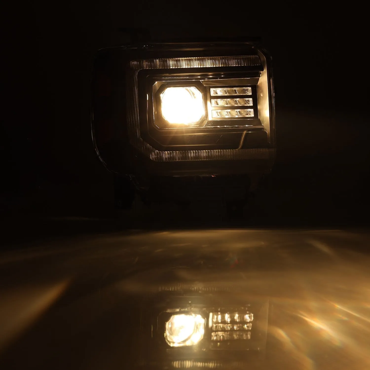 AlphaRex Projector Headlights GMC Sierra (2014-2018) Pro Series - Sequential Turn - Alpha-Black/Black