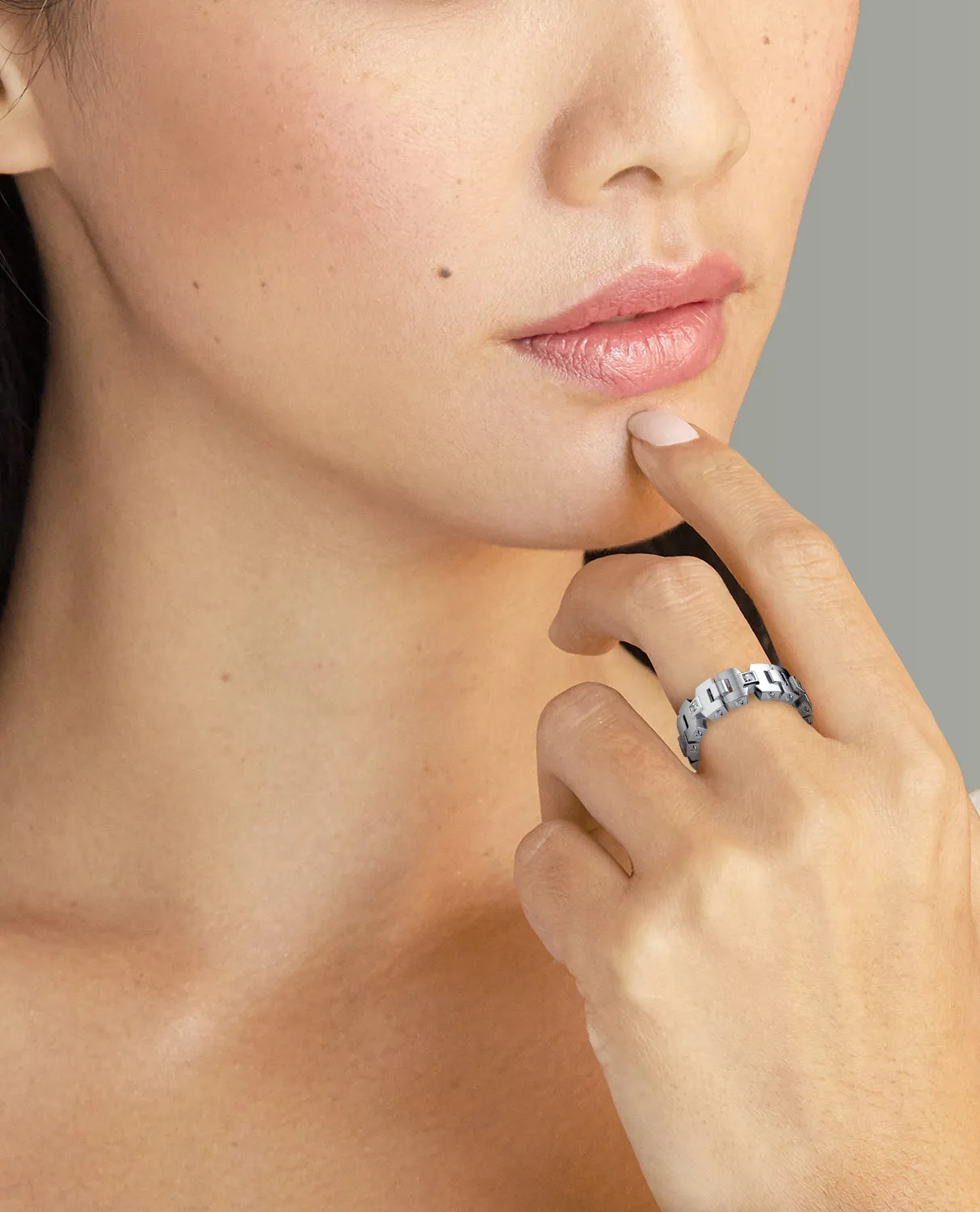BAKER Gold Ring with 0.30ct Diamonds