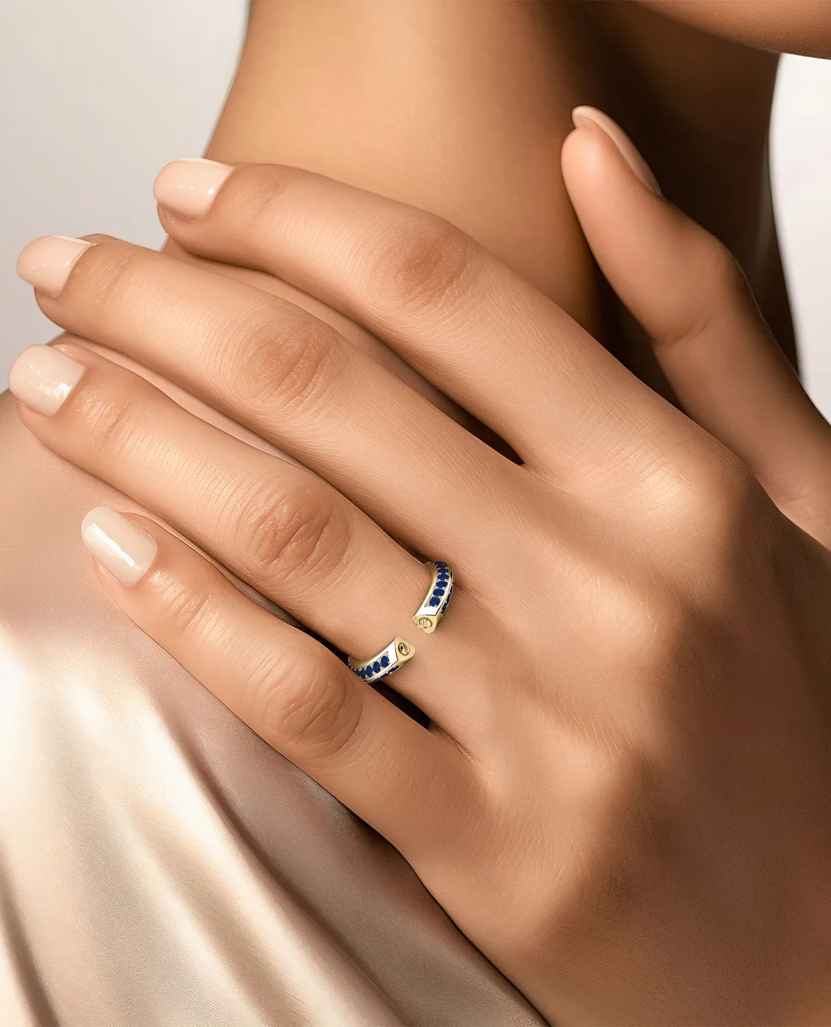 BASIN Gold Ring with 1.85ct Sapphires
