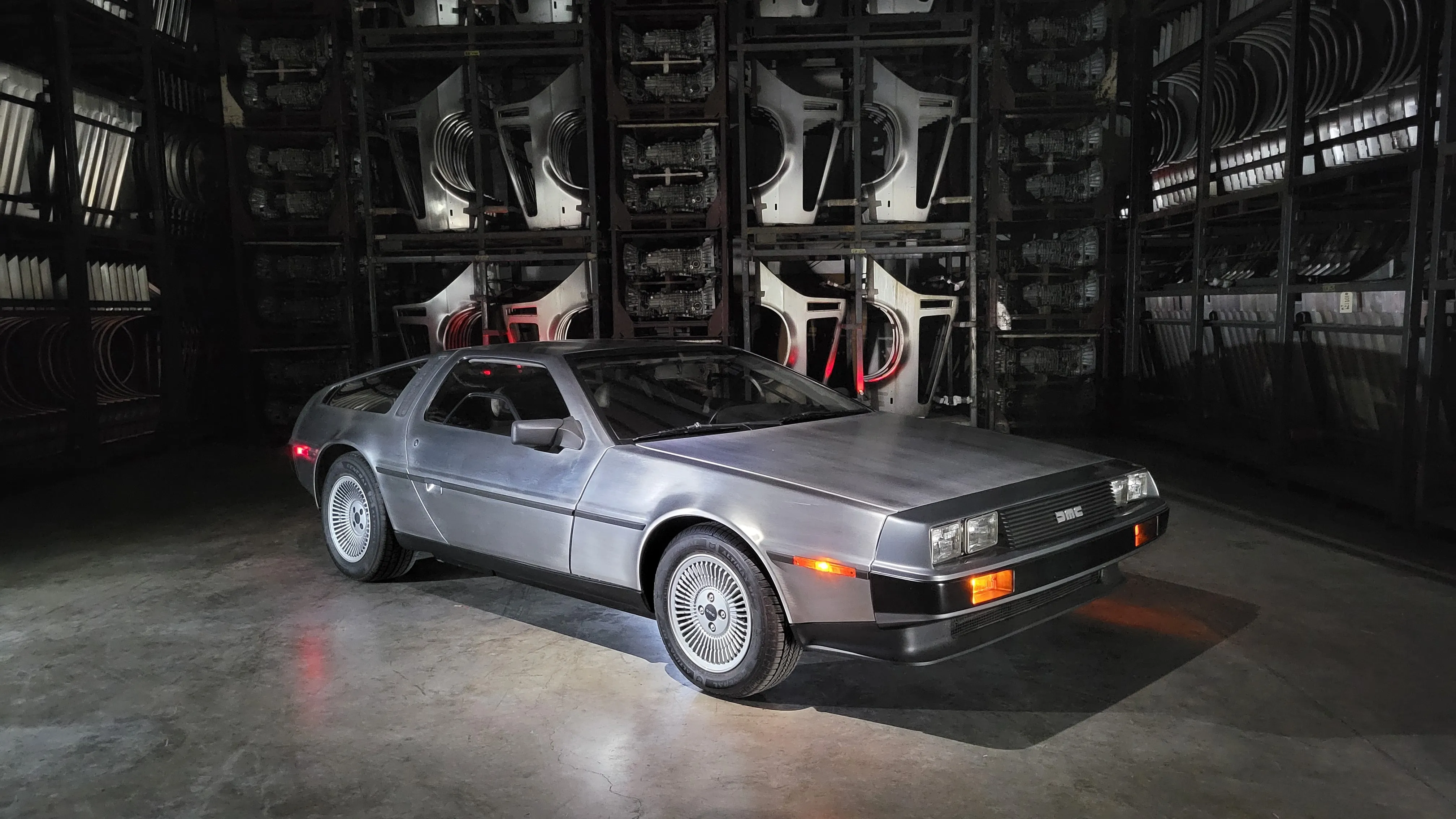 Cambridge Audio Evo 150 DeLorean Edition