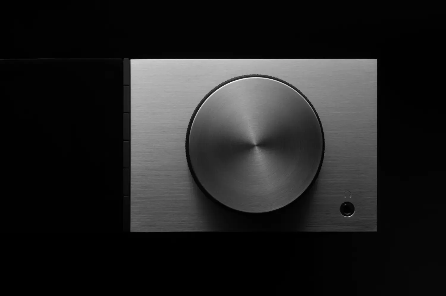 Cambridge Audio Evo 150 DeLorean Edition