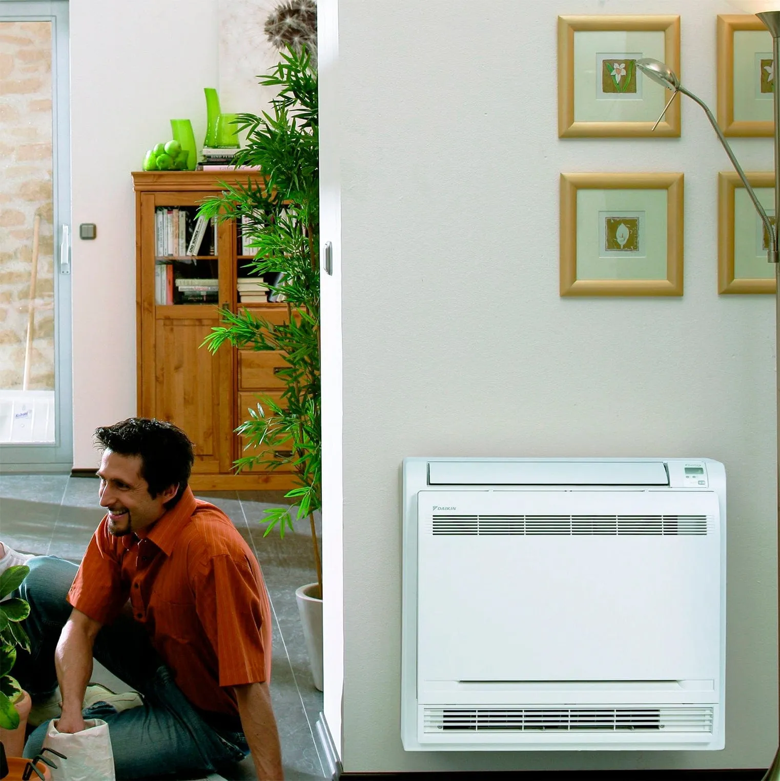 Daikin 4-Zone Floor Standing Hyper Heat Ductless Mini-Split 36000 BTU Heat Pump Air Conditioner 9k   9k   15k   15k - 20 SEER2