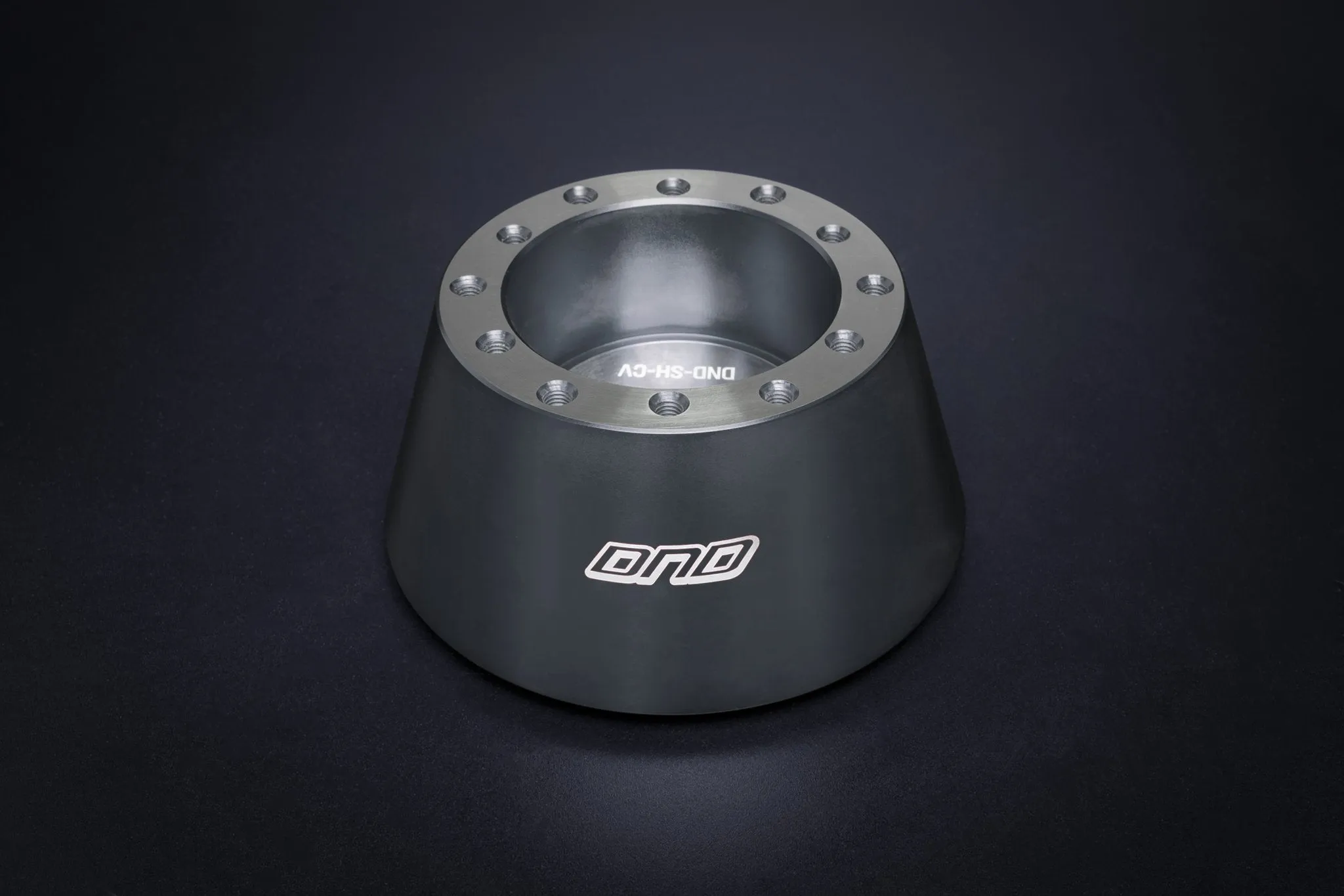 DND Low Profile Hub Kit Cadillac CTS (2003-2007) - Various Color