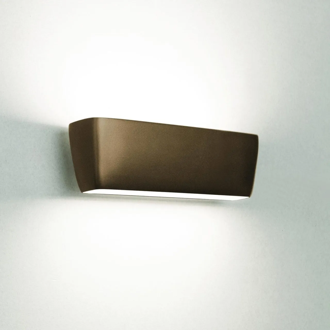 FLACA Wall Lamp