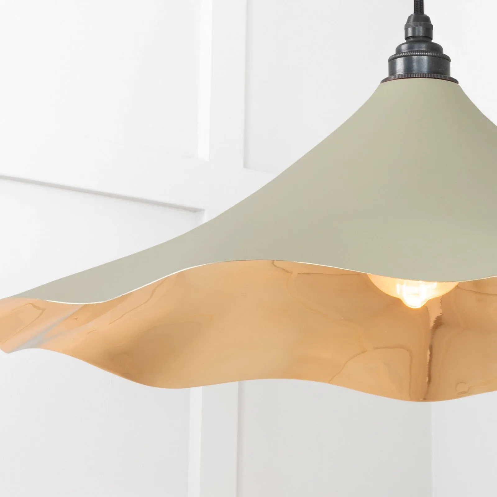 Flora Ceiling Light in Tump