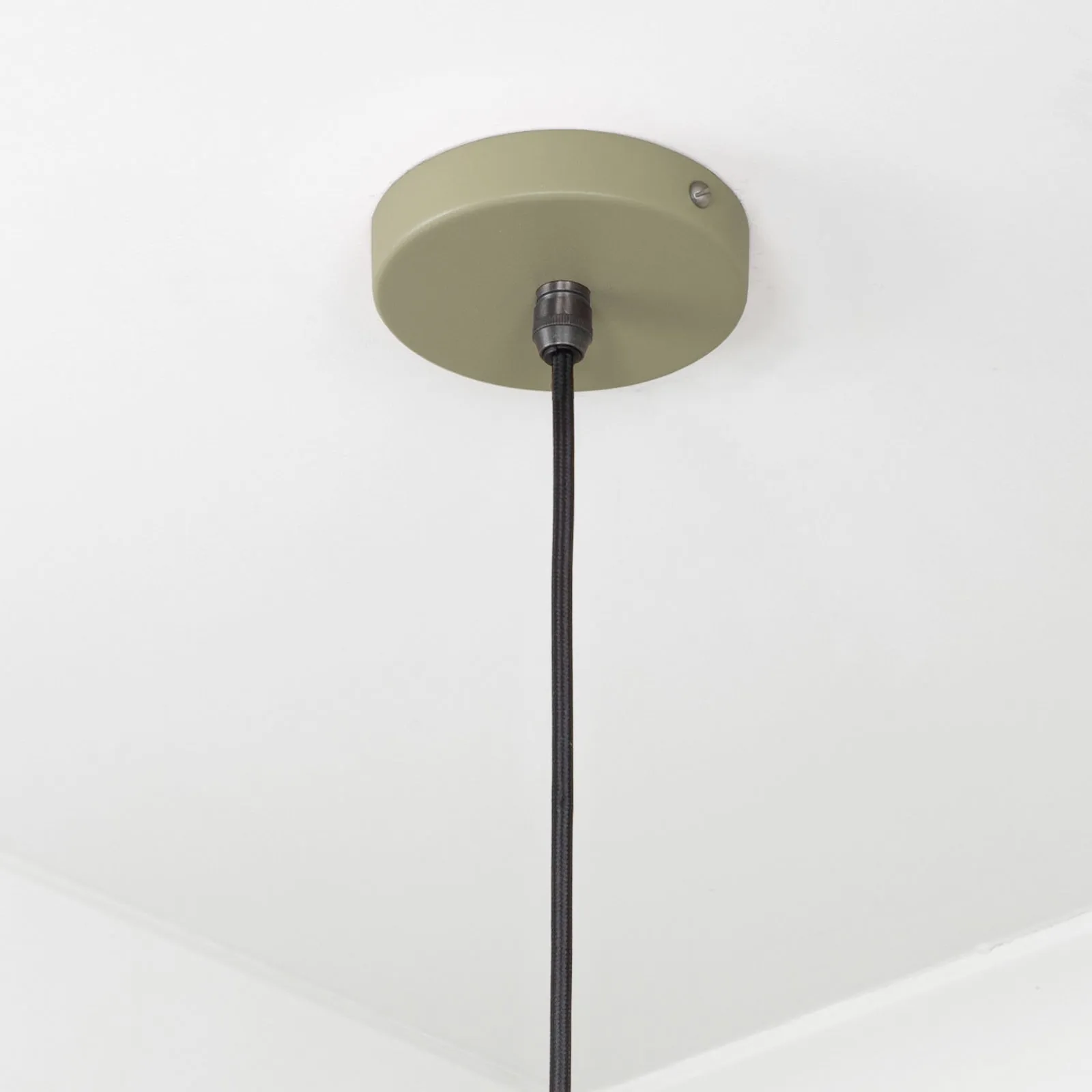 Flora Ceiling Light in Tump