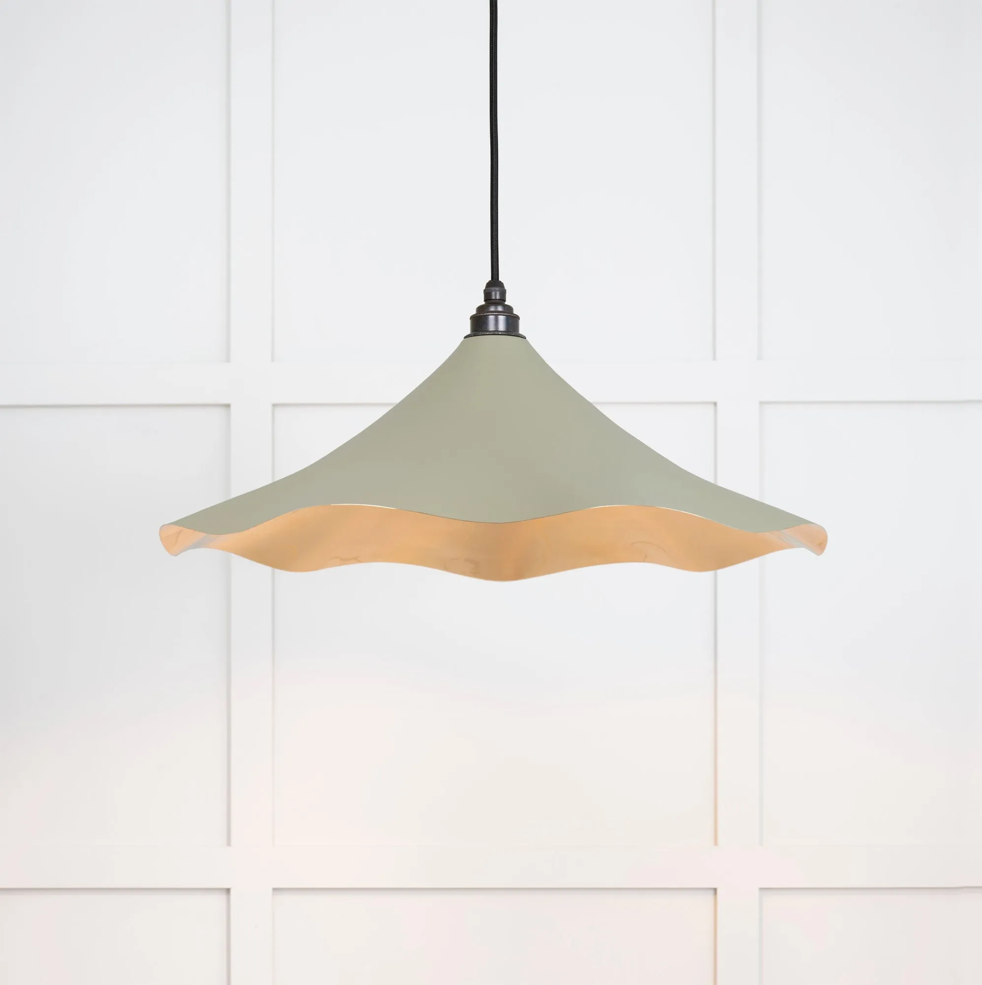 Flora Ceiling Light in Tump