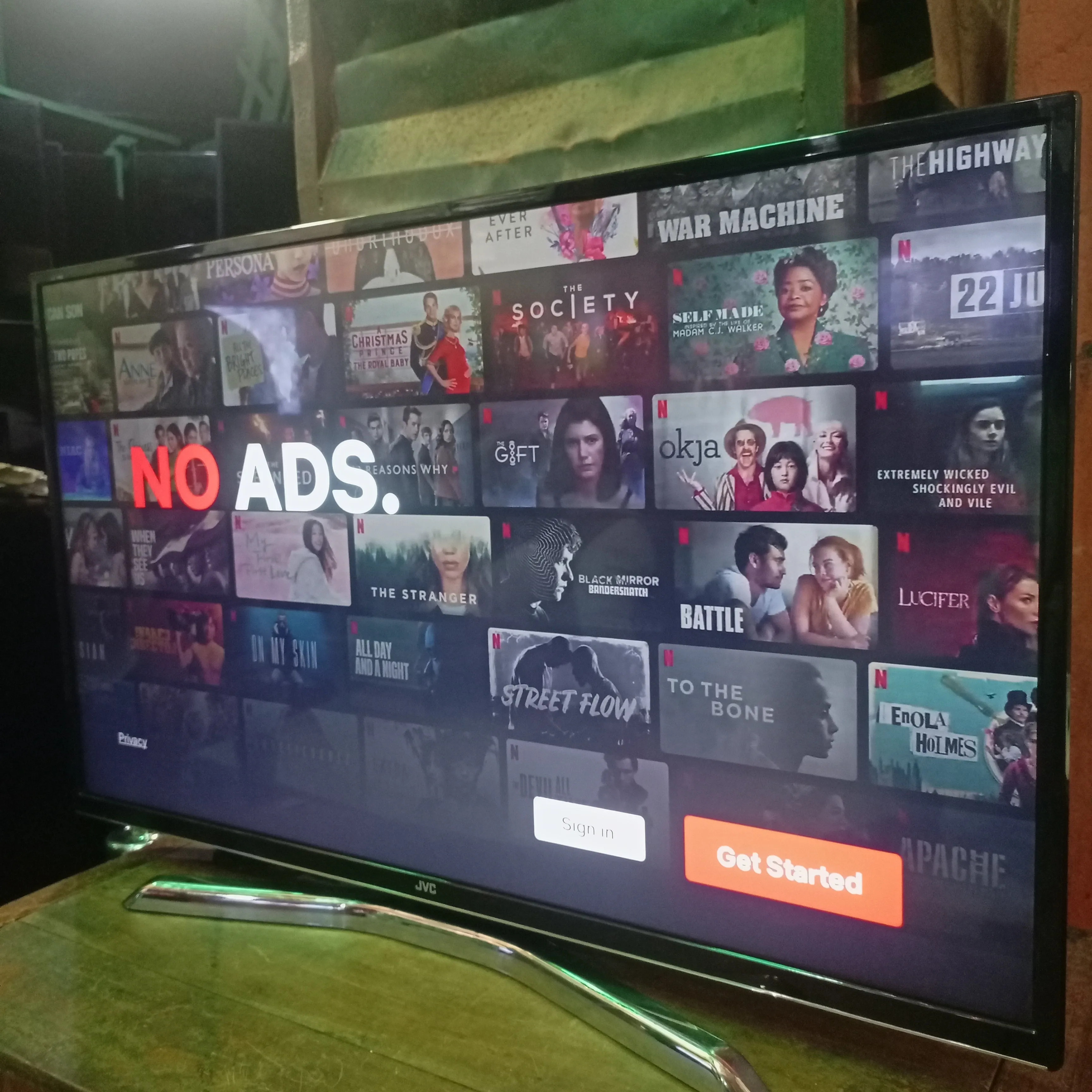 JVC 43 Inch LT-43C870 Smart 4K Ultra HD LED TV (Built-in WiFi) - London Used