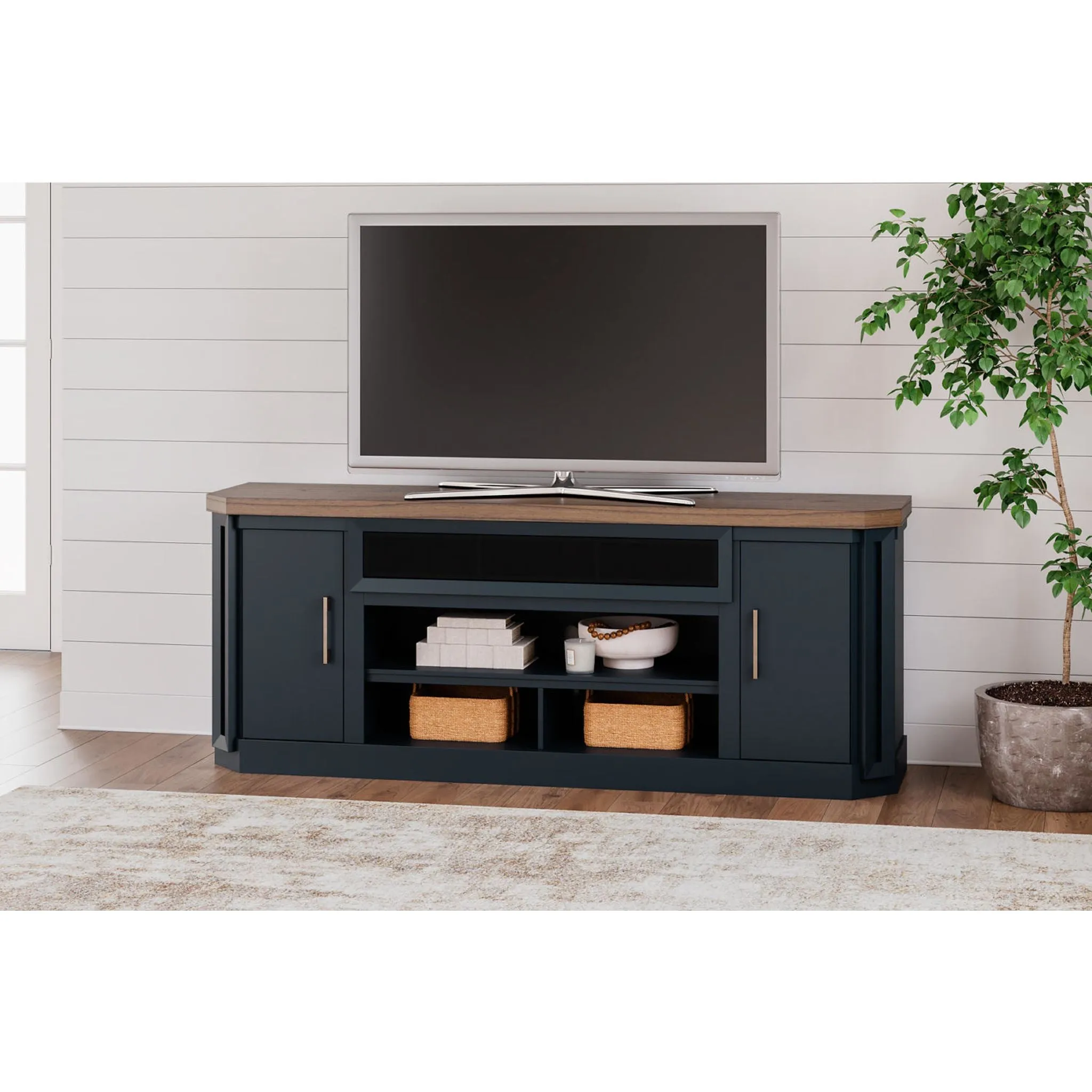 Landocken TV Stand