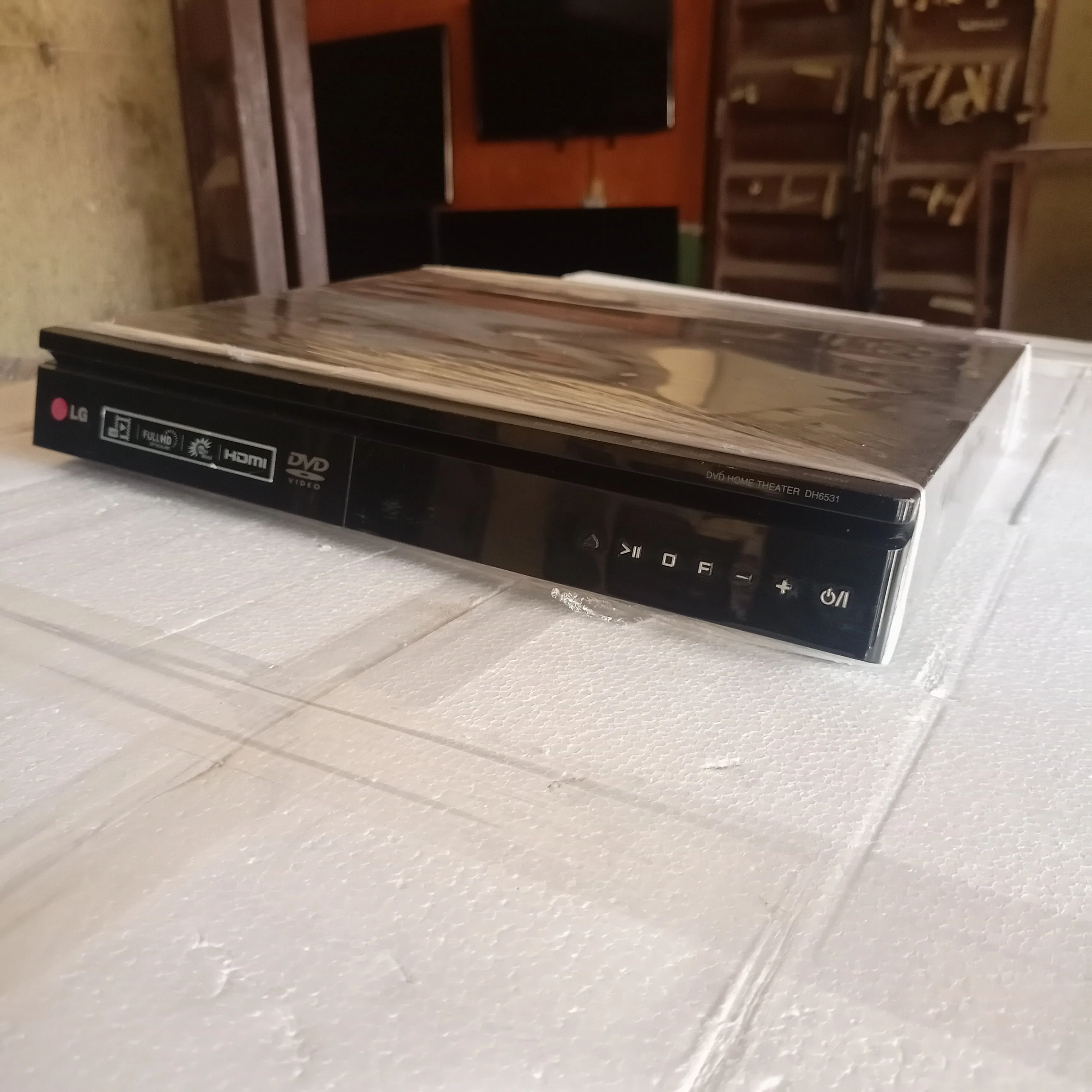 LG DH6531T 5.1Ch 1000Watts DVD Home Theater Machine Head - London Used