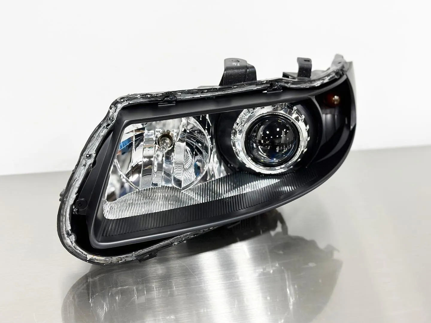 Lightwerkz Saab 9-2X Projector Retrofit Service