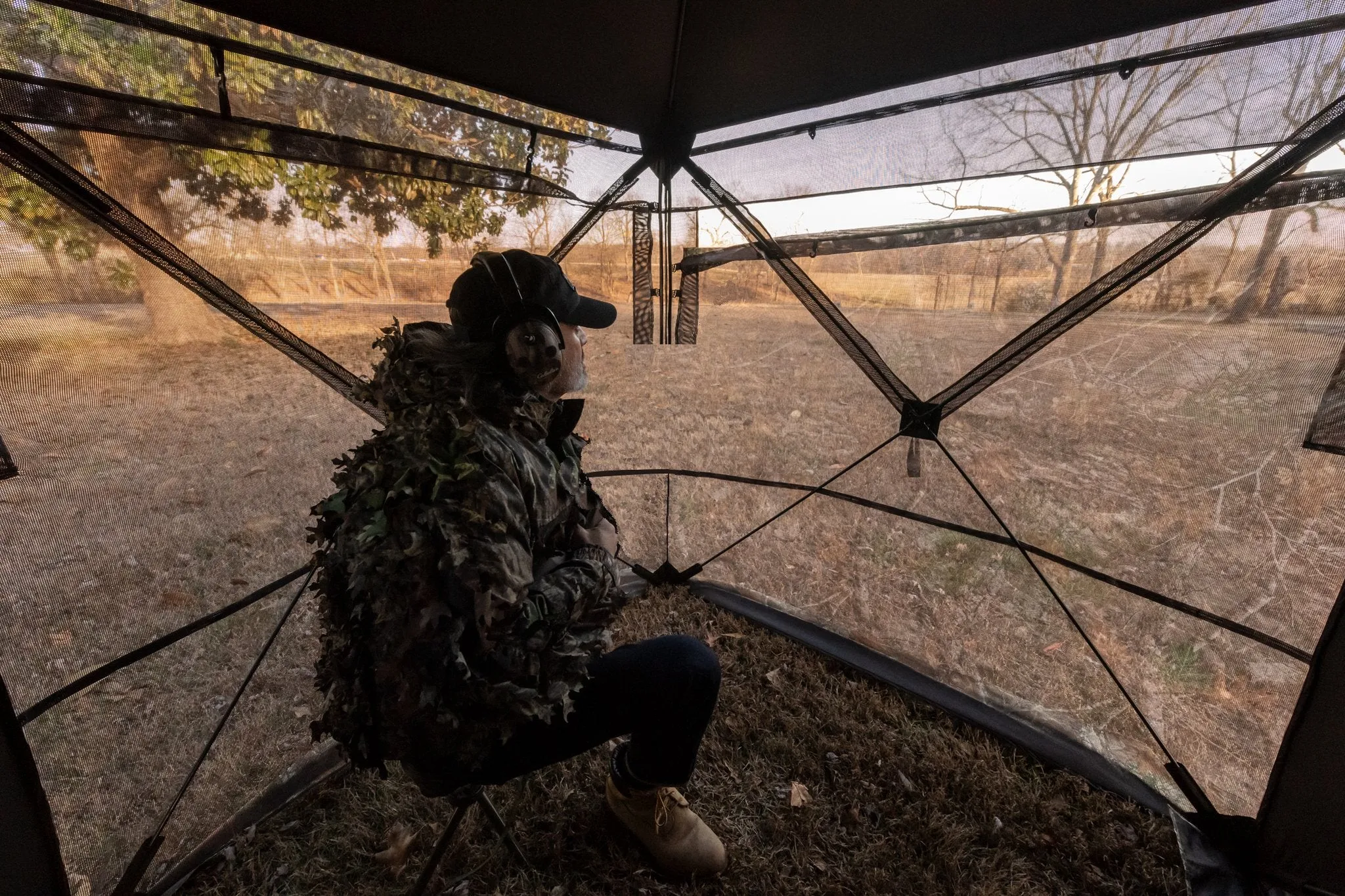 NEW! RHINO 180 - SEE THROUGH Blind