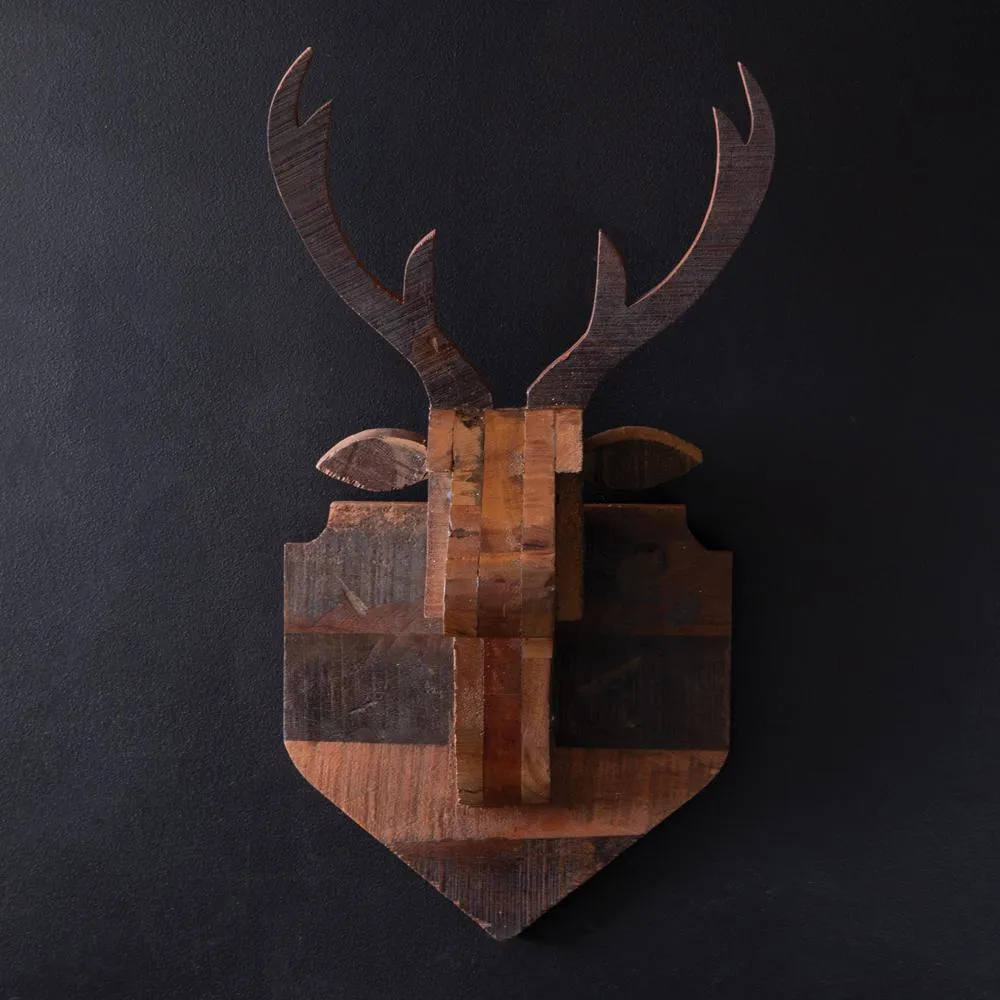 WOOD DEER HEAD MOUNT